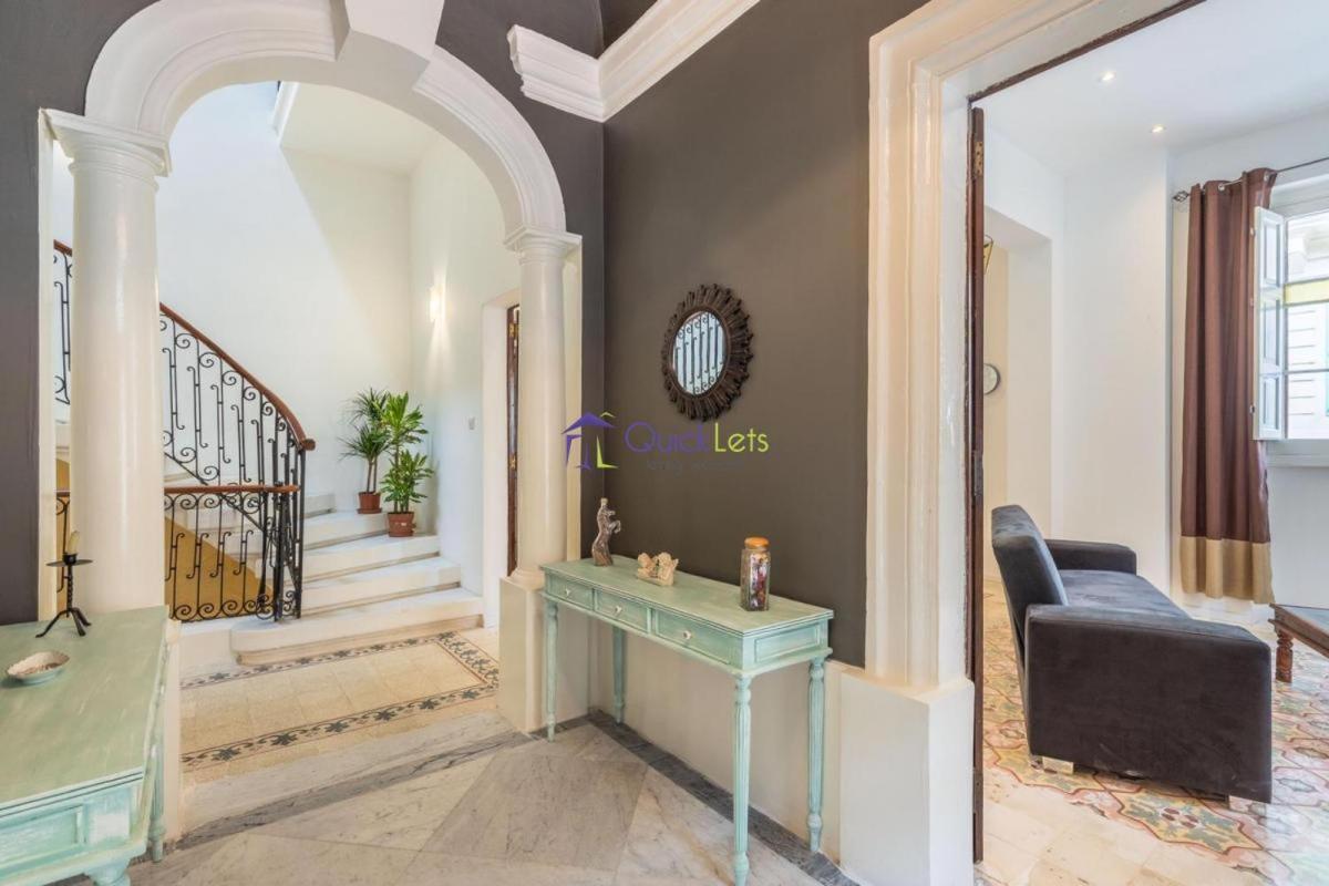 Spacious 4-Bedrooms Townhouse In Tas-Сліма Екстер'єр фото